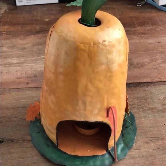 PUUMPKIN Tin Lantern 🎃🎃 - Picture 4 of 4